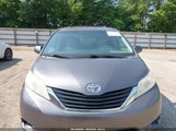 TOYOTA SIENNA LE V6 5TDKK3DC2BS158039 снимка