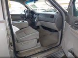 CHEVROLET TAHOE LS 1GNFK13007R360825 снимка