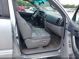 TOYOTA 4RUNNER LIMITED V8 JTEBT17R630003902 снимка