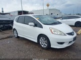 HONDA FIT SPORT JHMGE8H6XAC015272 photo