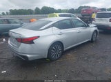 NISSAN ALTIMA SV FWD 1N4BL4DV6PN300982 photo