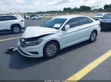 VOLKSWAGEN JETTA 1.4T R-LINE/1.4T S/1.4T SE 3VWC57BU5KM179110 снимка