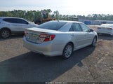 TOYOTA CAMRY HYBRID XLE 4T1BD1FK4CU017422 fotografie