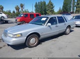 LINCOLN TOWN CAR CARTIER 1LNLM83W3VY744356 photo