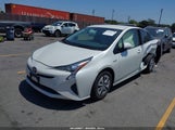 TOYOTA PRIUS THREE JTDKARFU4G3000841 снимка