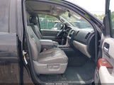 TOYOTA SEQUOIA PLATINUM 5.7L V8 5TDDW5G15DS088445 fotografie