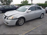 TOYOTA AVALON XLS 4T1BK36B95U008221 снимка