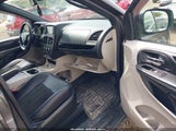 DODGE GRAND CARAVAN SXT 2C4RDGCG9KR563862 снимка