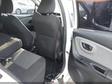 TOYOTA YARIS L VNKKTUD36FA027225 снимка