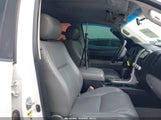 TOYOTA TUNDRA SR5 5.7L V8 5TBEV54167S458309 fotografie