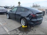 TESLA MODEL Y LONG RANGE DUAL MOTOR ALL-WHEEL DRIVE/RWD 7SAYGDEDXRF032666 снимка