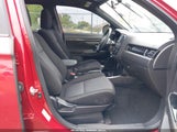 Mitsubishi Outlander Le JA4AD3A31JZ053722 снимка