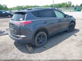 Toyota Rav4 Le JTMBFREV6JJ219895 снимка