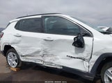 Jeep Compass Latitude 4X4 3C4NJDBB6NT115950 снимка