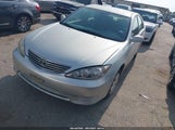 TOYOTA CAMRY LE 4T1BE32K65U523657 снимка