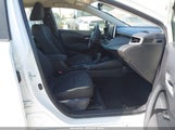 Toyota Corolla Le JTDEPRAE3LJ098083 снимка