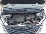 TOYOTA SIENNA LE V6 5TDKK3DC5BS031348 снимка