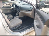 Hyundai Elantra Se 5NPD74LF8KH471517 снимка