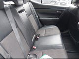 TOYOTA COROLLA SE 2T1BURHE0HC841240 снимка