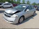 HONDA CIVIC LX 19XFA1F51AE007872 снимка