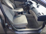 Honda Civic Lx 2HGFB2F52CH610034 fotografie