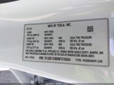 Tesla Model 3 Long Range Dual Motor All-Wheel Drive 5YJ3E1EB8NF318584 fotografie