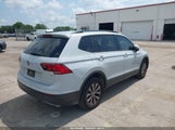 VOLKSWAGEN TIGUAN 2.0T S 3VV1B7AX5JM097778 снимка