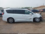 Chrysler Pacifica Touring L 2C4RC1BG8KR561182 снимка