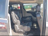 CHRYSLER TOWN & COUNTRY LIMITED 2A4RR6DG2BR616700 снимка