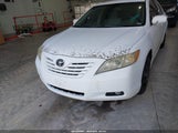 TOYOTA CAMRY LE 4T1BE46K67U589029 снимка