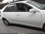 TOYOTA CAMRY LE JTDBE32K140273061 снимка