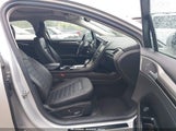 FORD FUSION SE 3FA6P0HD5FR252340 снимка