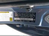 Toyota Corolla Le JTDEPMAE9MJ141815 снимка