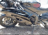 YAMAHA YZFR6 JYARJ16E3CA025921 снимка