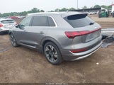 AUDI E-TRON PREMIUM QUATTRO WA1AAAGE1NB003892 снимка