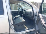 NISSAN XTERRA S 5N1AN0NW1AC518021 photo