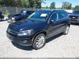 VOLKSWAGEN TIGUAN SE WVGBV3AX3EW562241 fotografie