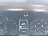 TOYOTA RAV4 XLE JTMRFREV7HJ119085 снимка