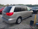 TOYOTA SIENNA LE 5TDKK4CC2AS302601 снимка