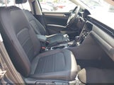 Volkswagen Passat 2.0T Se 1VWSA7A38NC009376 photo
