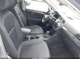 VOLKSWAGEN TIGUAN 2.0T SE 3VV2B7AX0NM159615 fotografie