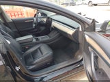 TESLA MODEL 3 REAR-WHEEL DRIVE 5YJ3E1EA7NF188627 снимка