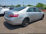 TOYOTA CAMRY LE 4T1BE46K87U592658 снимка