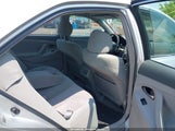 TOYOTA CAMRY LE 4T1BE46K87U592658 снимка