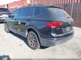 VOLKSWAGEN TIGUAN 2.0T S 3VV1B7AX2MM142289 снимка