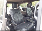 Chrysler Pacifica Touring L Plus 2C4RC1EG3JR204342 снимка
