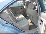 TOYOTA CAMRY LE 4T1BE46K07U507019 снимка