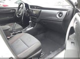 Toyota Corolla Le 5YFBURHE8JP767054 снимка