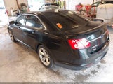 FORD TAURUS SHO 1FAHP2KT2AG106188 снимка
