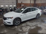 VOLKSWAGEN JETTA 1.4T R-LINE/1.4T S/1.4T SE 3VWC57BU0KM226799 снимка